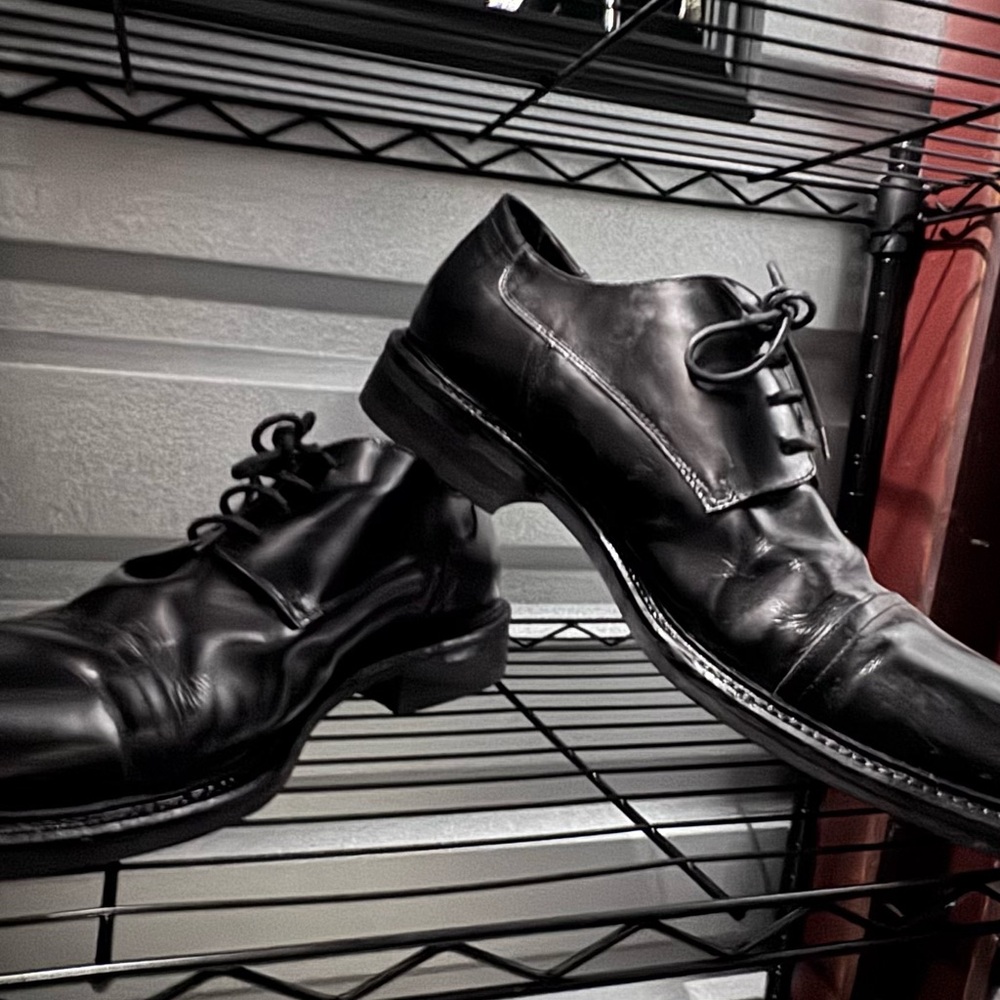 Bacco Bucci Black Leather Oxfords